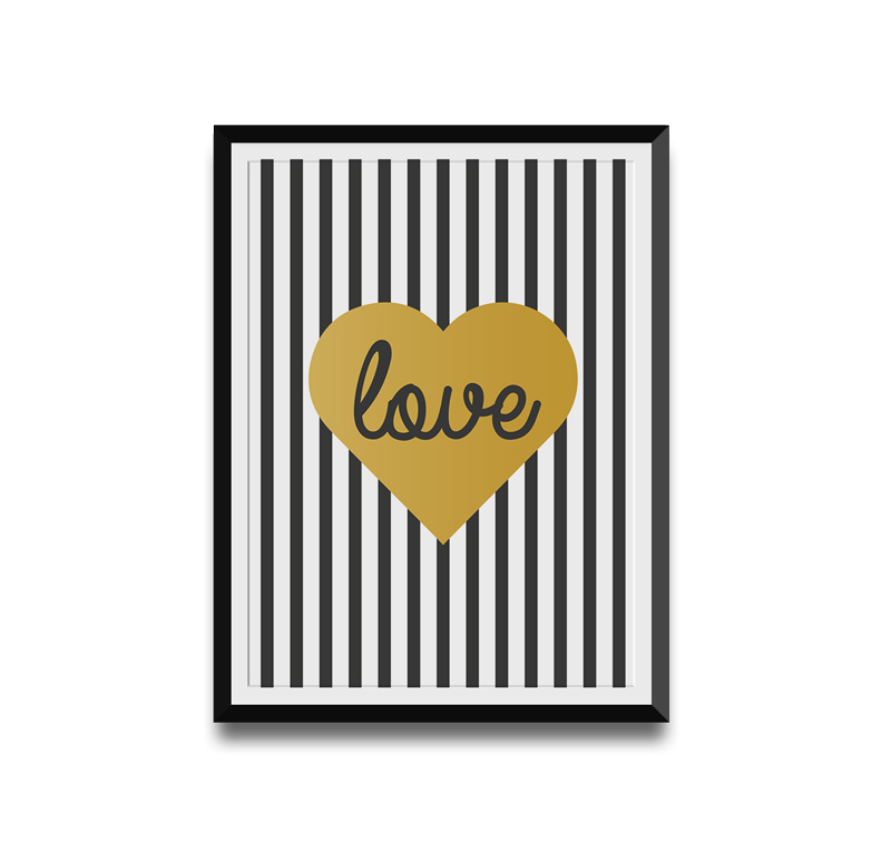 love-word-gold-heart-pattern-web-thumb